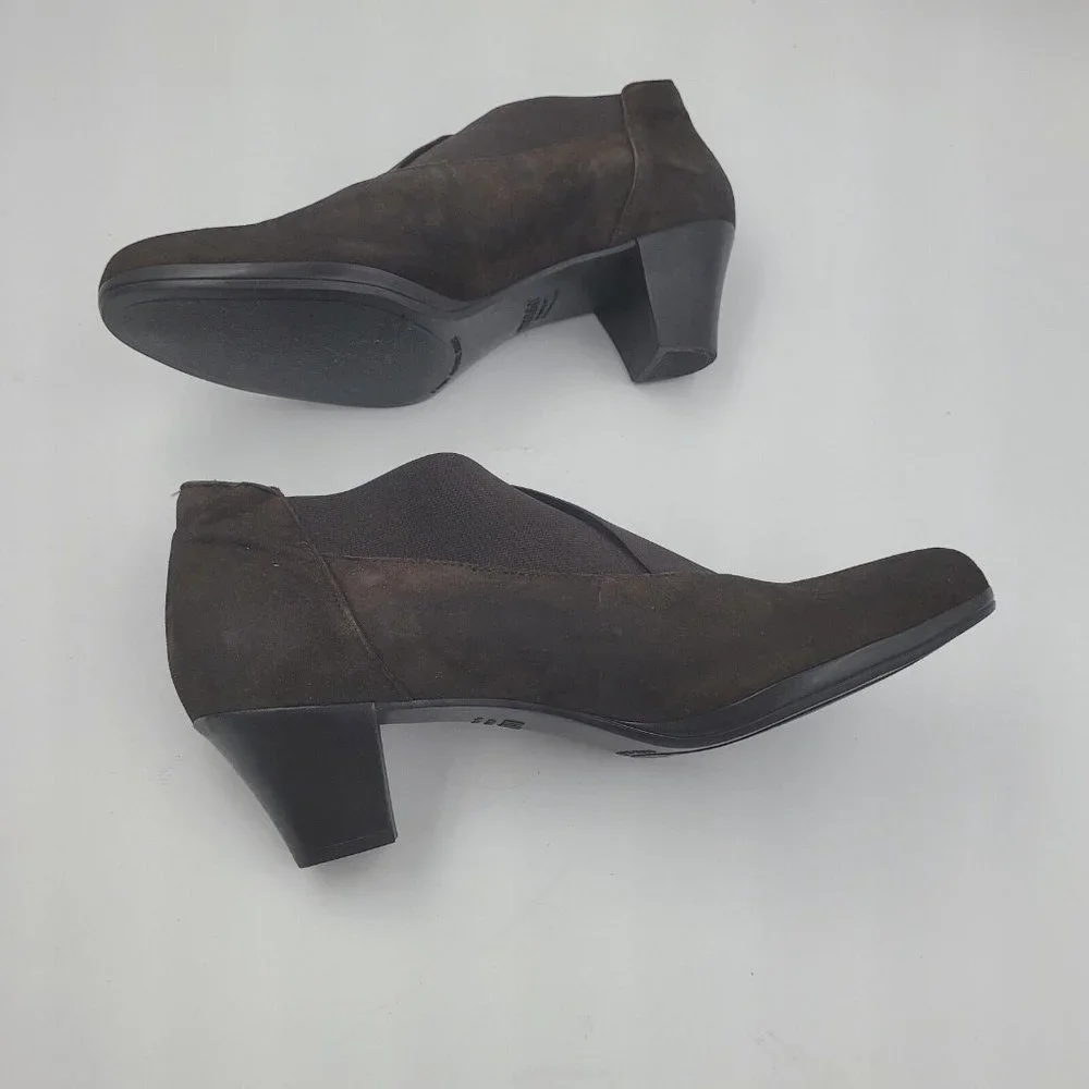 NEW Munro Francee Brown Suede V-Neck Heeled Ankle Bootie Women's Size 10M - Picture 8 of 11